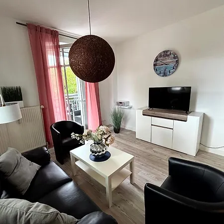 Апартаменты Haus Ostseewelle - Bootshaus *
